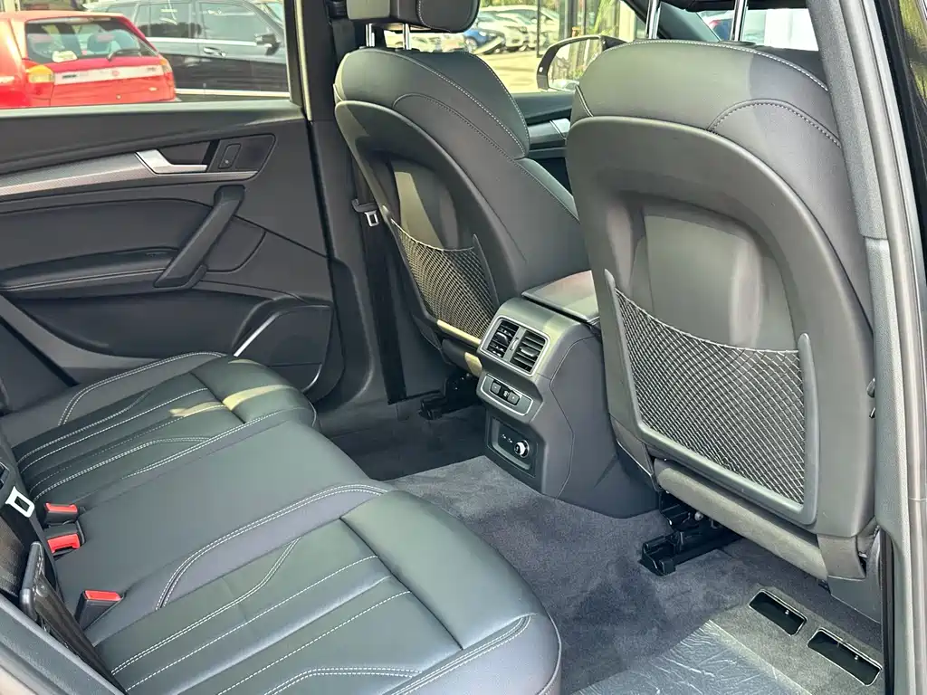 Audi Q5L — миниатюра 20