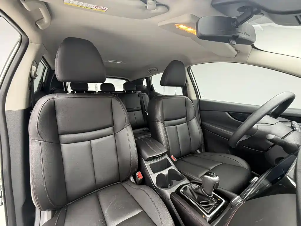 Nissan Qashqai — миниатюра 16