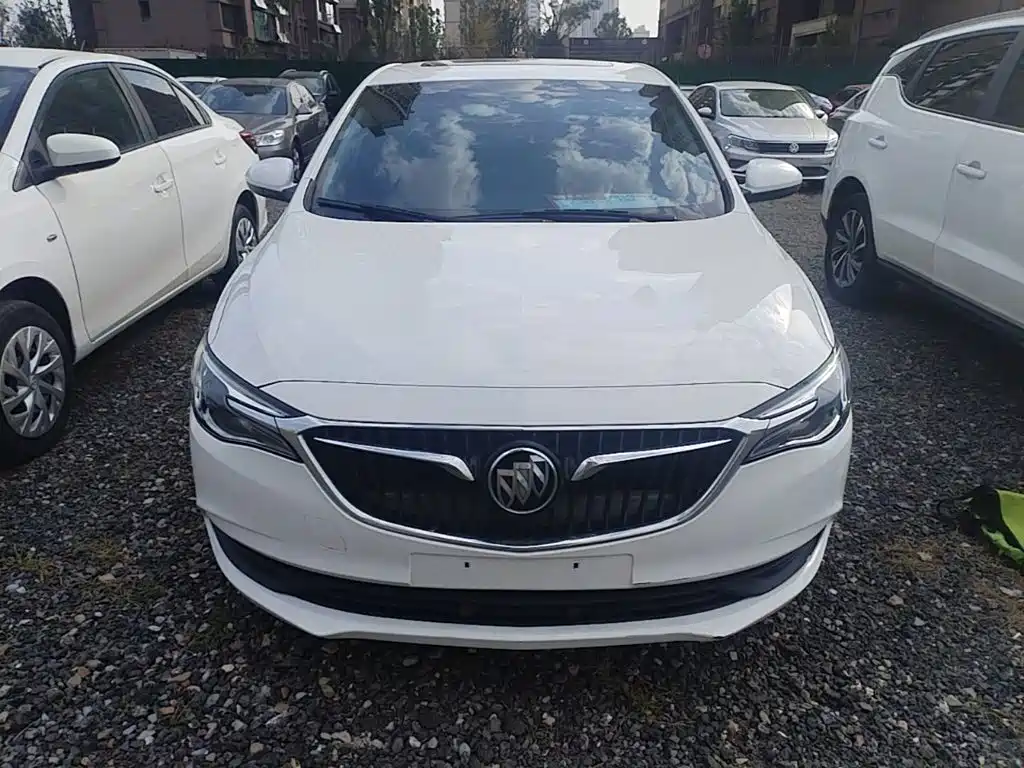 Buick Excelle — миниатюра 3