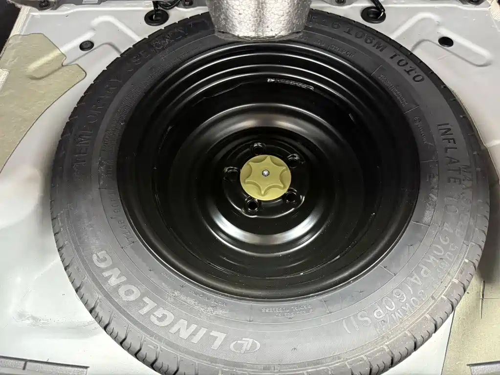 Nissan Qashqai — миниатюра 21