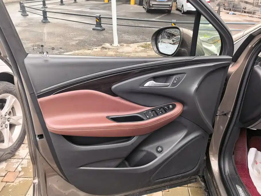 Buick Envision Plus — миниатюра 7