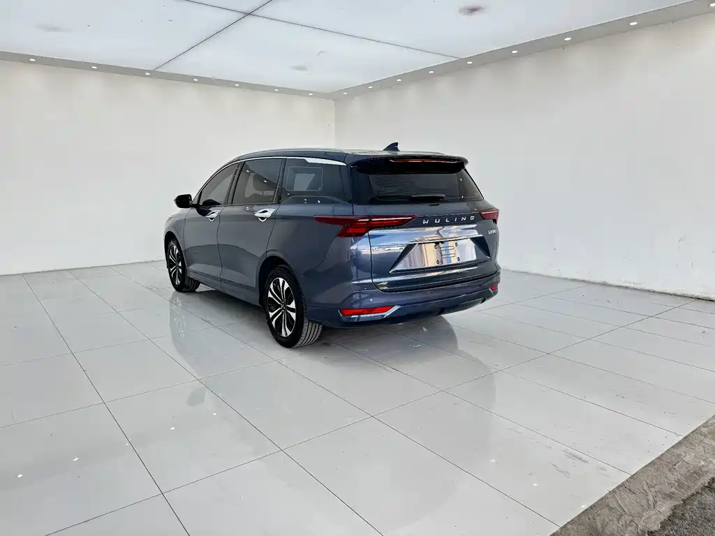 Wuling Victory — миниатюра 10