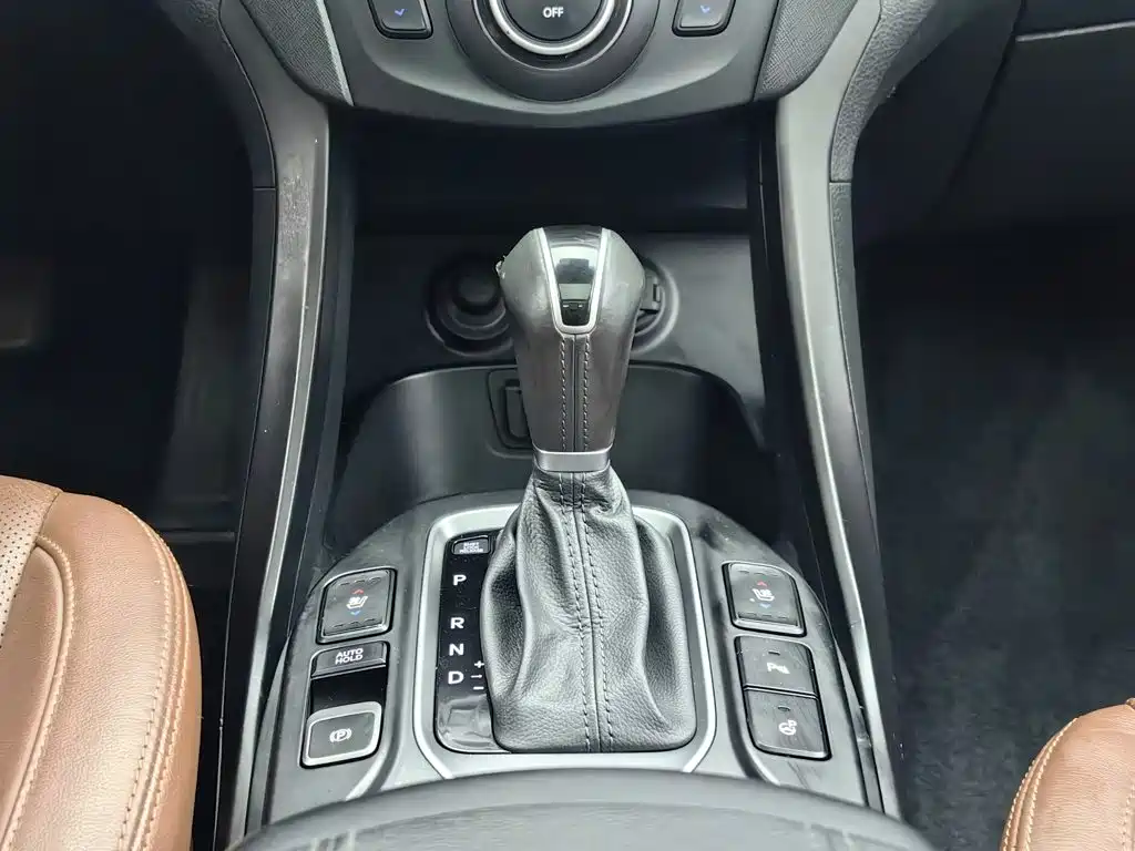 Hyundai Santa Fe — миниатюра 13