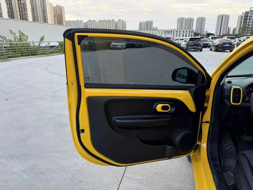 Roewe Clever — миниатюра 12