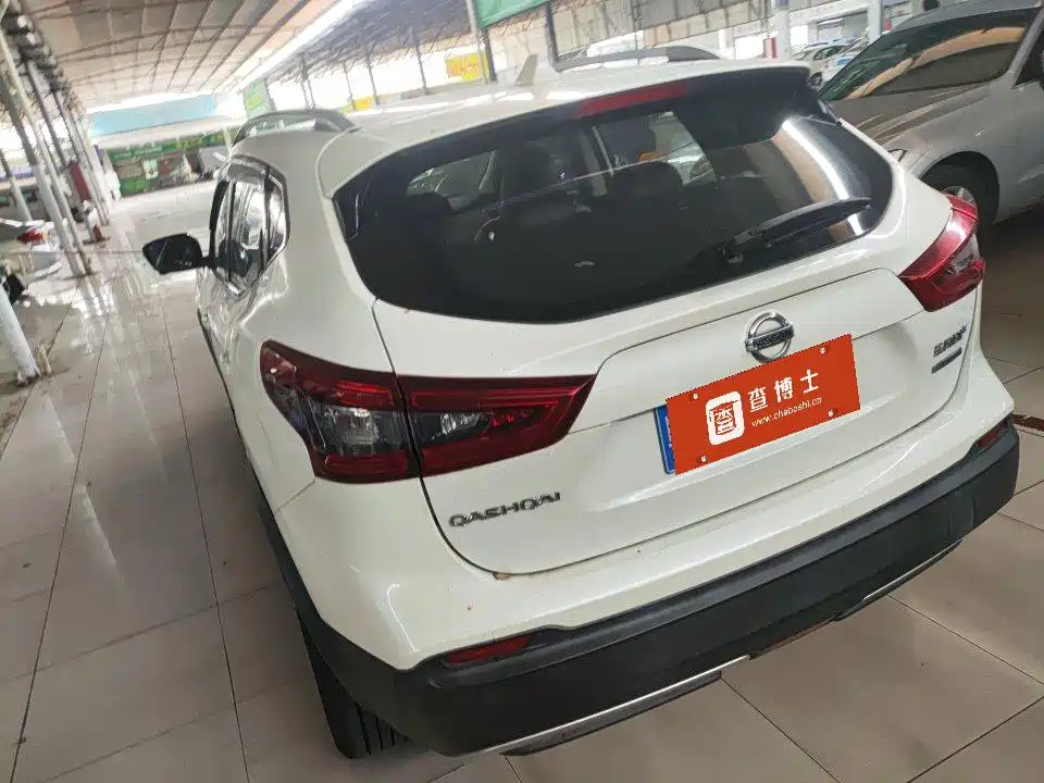 Nissan Qashqai — миниатюра 7