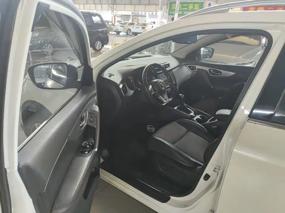 Nissan Qashqai — миниатюра 3