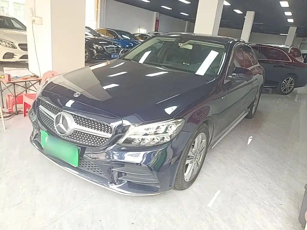 Mercedes-Benz C-Class — миниатюра 2