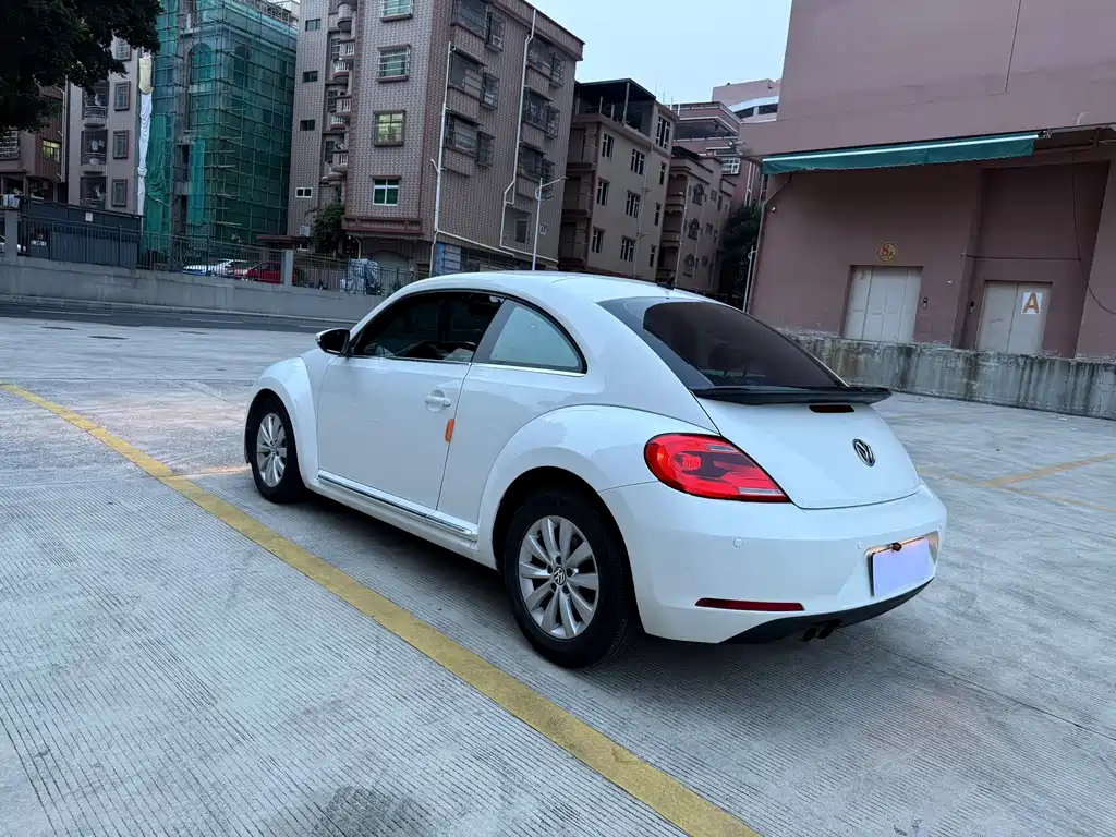 Volkswagen Beetle — миниатюра 4