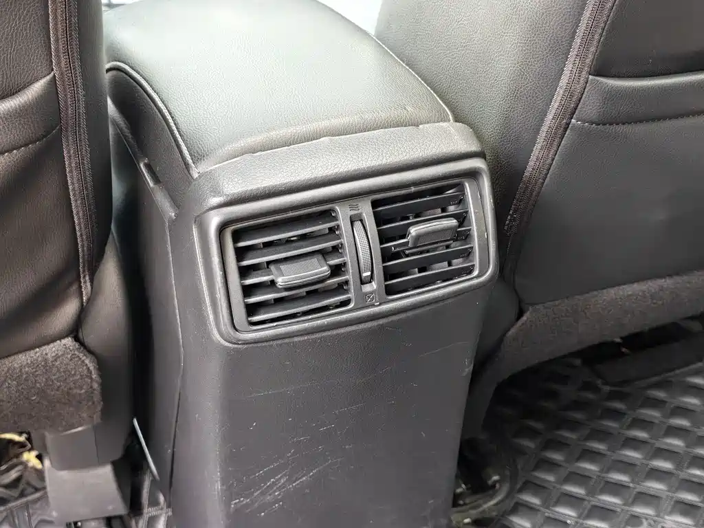 Nissan X-Trail — миниатюра 12