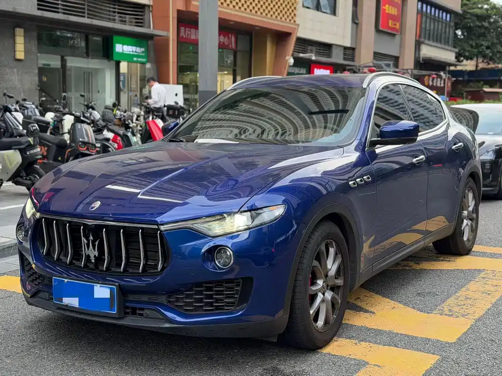 Купить Maserati Levante