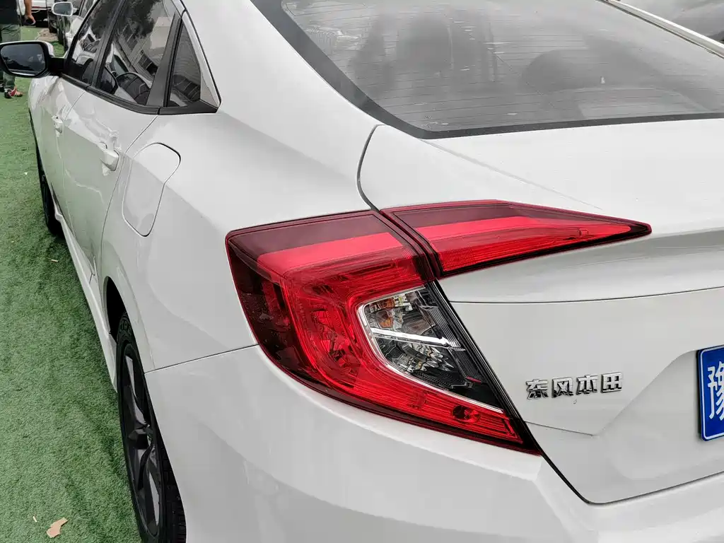 Honda Civic — миниатюра 3