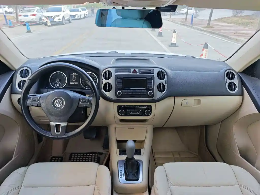 Volkswagen Tiguan 1.8TSI Auto 2WD Elegant Edition, фото 7