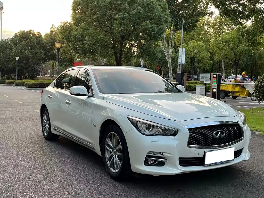 Infiniti Q50L — миниатюра 3