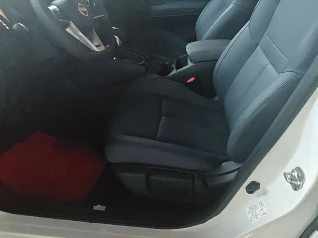 Nissan Qashqai — миниатюра 15