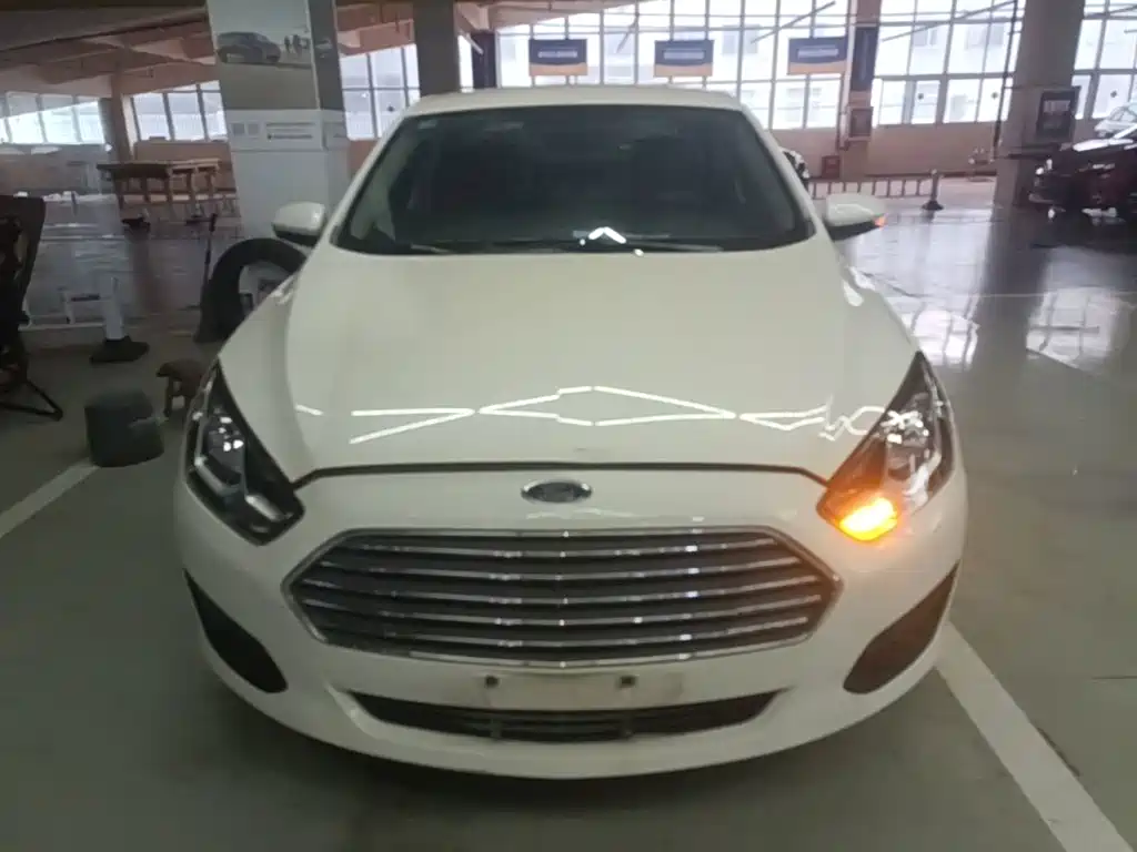 Ford Escort — миниатюра 3