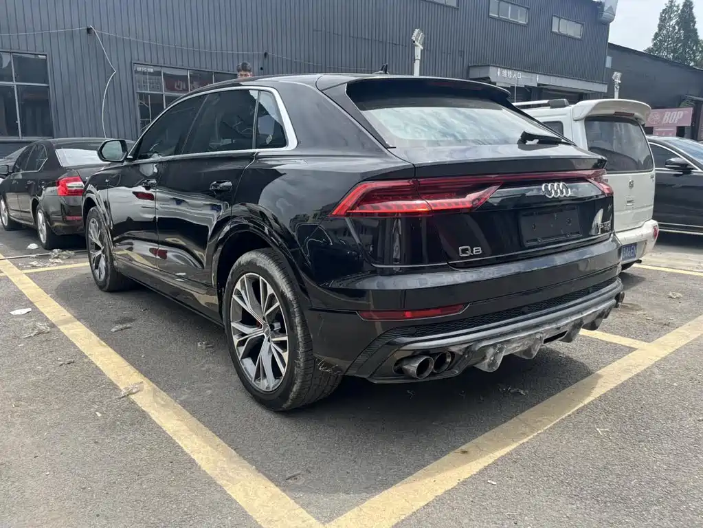 Audi Q8 2019 55 TFSI Premium