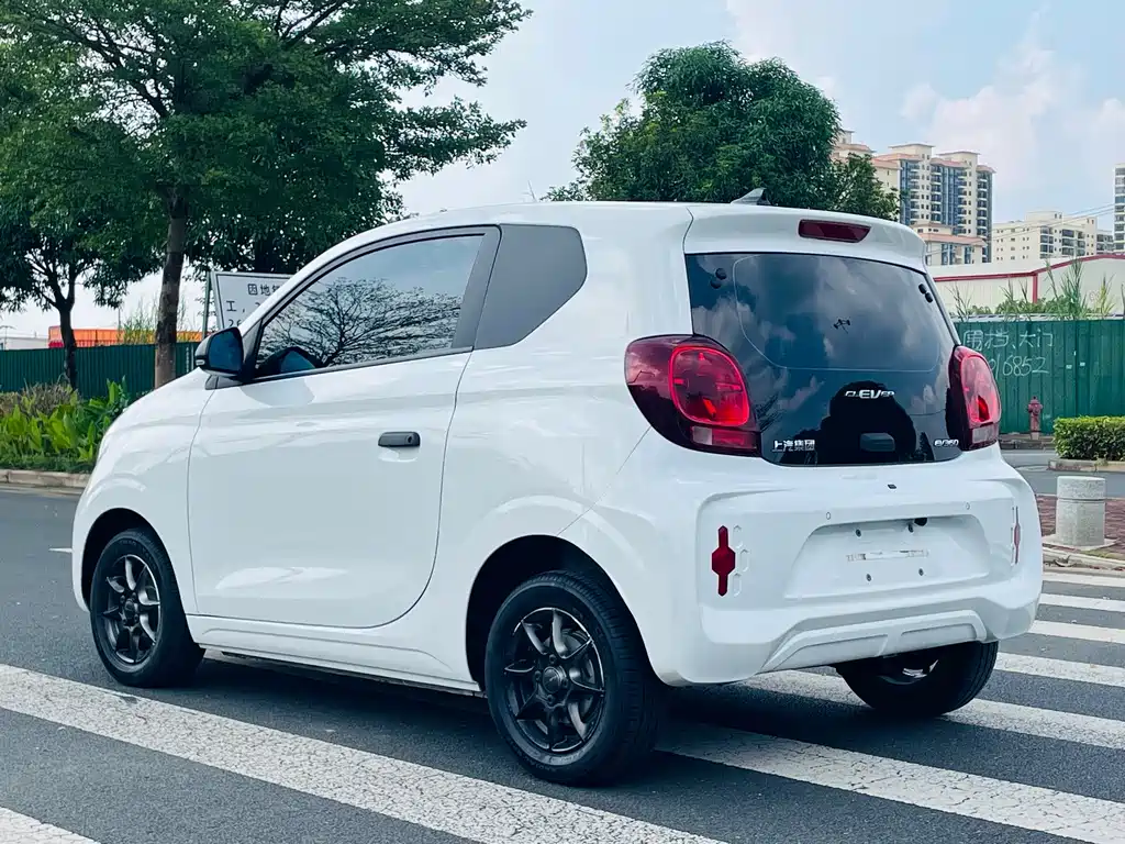 Roewe Clever — миниатюра 7