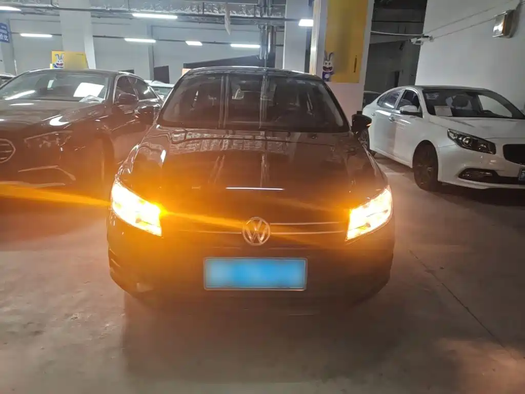 Volkswagen Santana — миниатюра 3