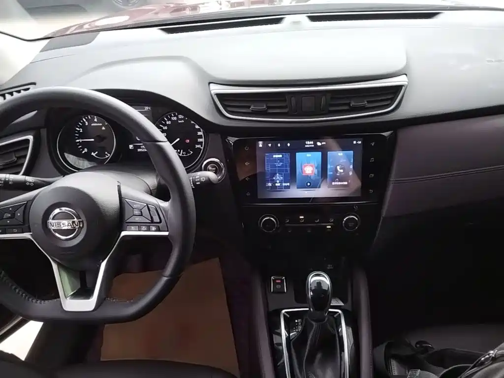 Nissan Qashqai — миниатюра 10
