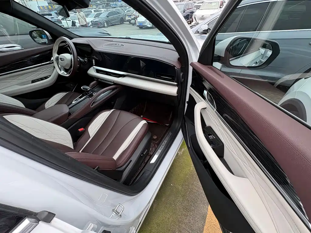 Geely Xingyue L — миниатюра 15