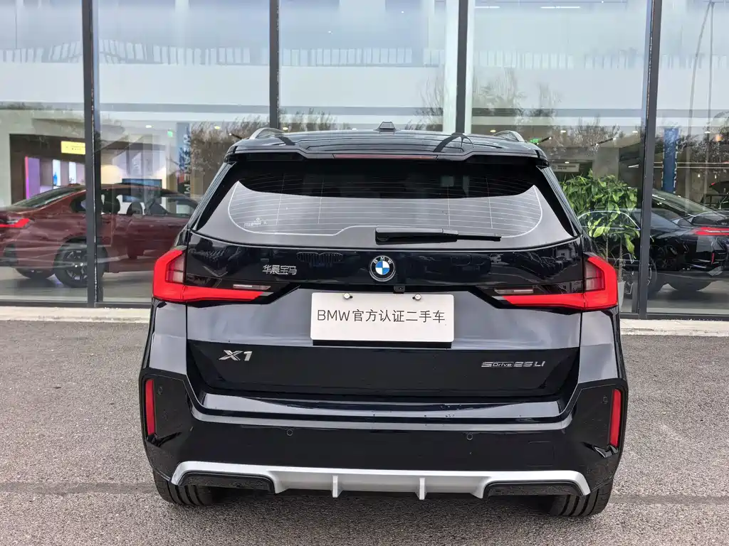 BMW X1 — миниатюра 5