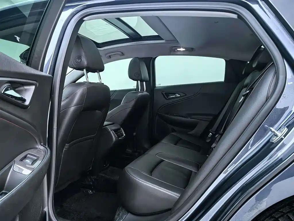 Chevrolet Malibu XL — миниатюра 5