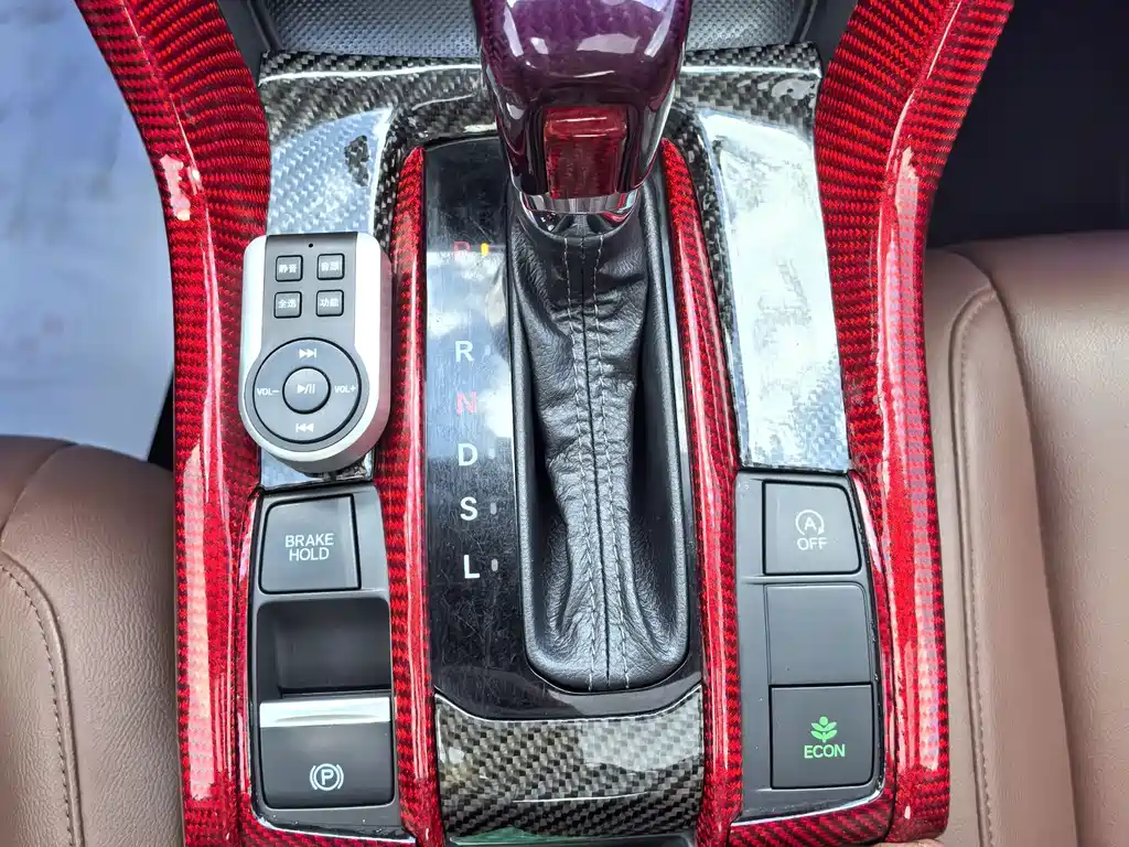 Honda Civic — миниатюра 12