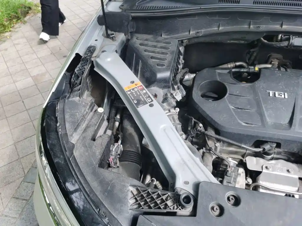 Roewe RX5 — миниатюра 20