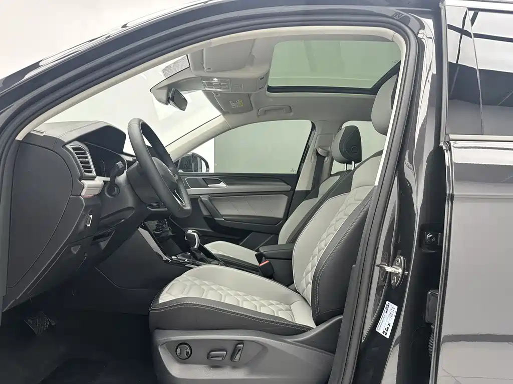 Volkswagen Tayron 2023 280TSI Luxury Plus