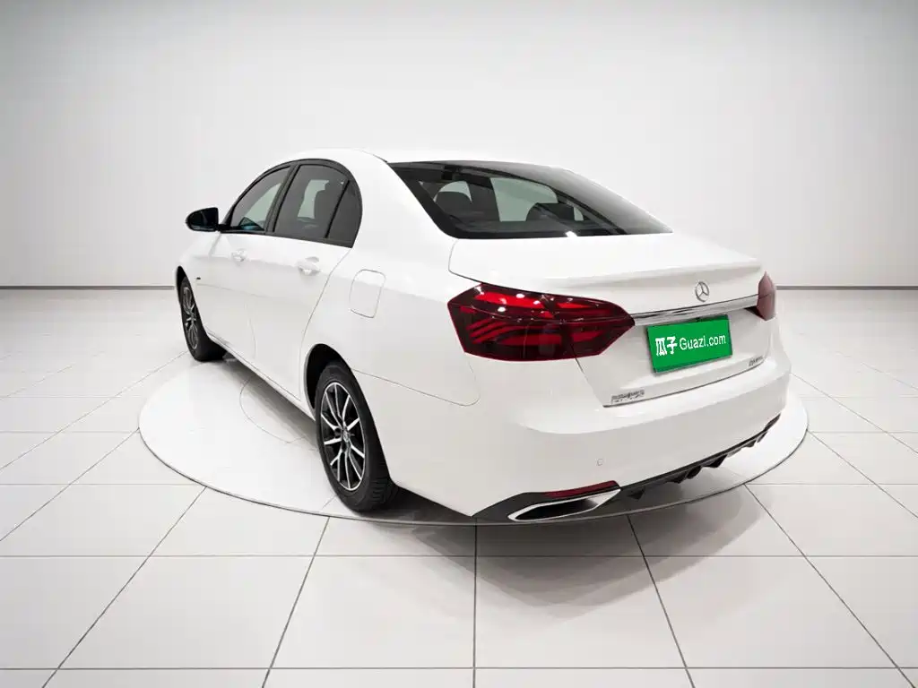 Geely Emgrand — миниатюра 4