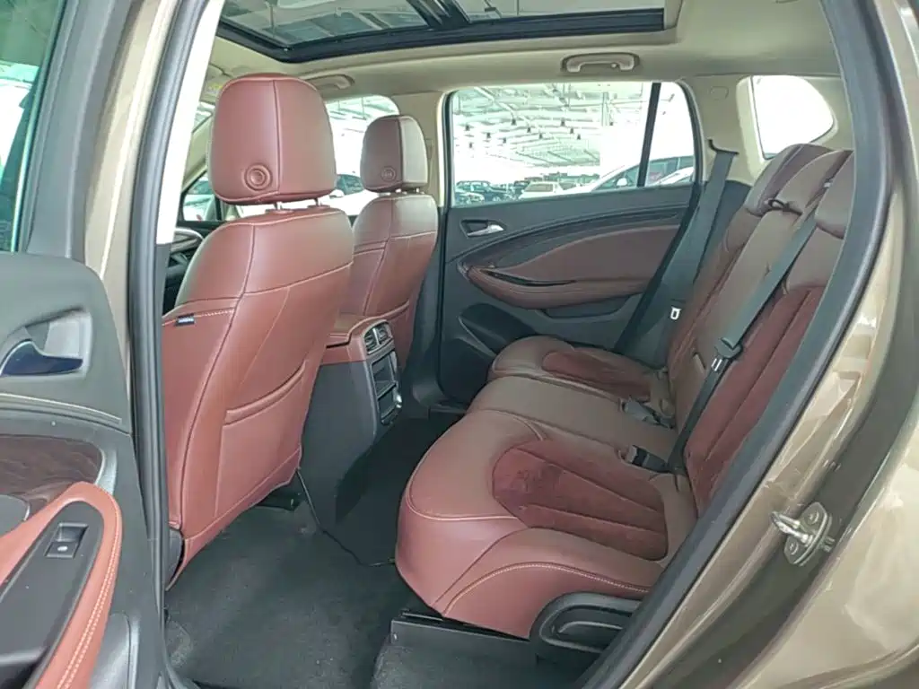 Buick Envision Plus — миниатюра 17