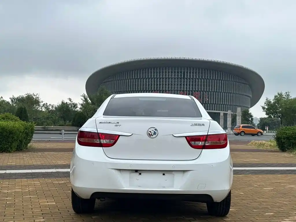 Buick Excelle — миниатюра 5
