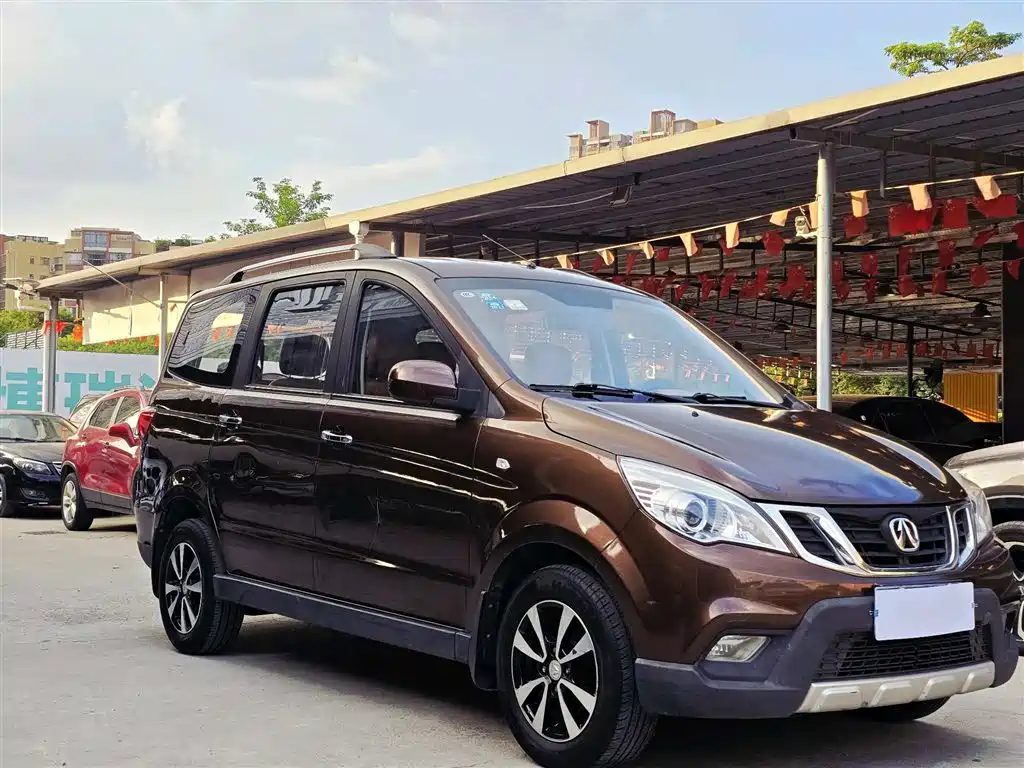 BAIC WEIWANG BAIC WEIWANG M35