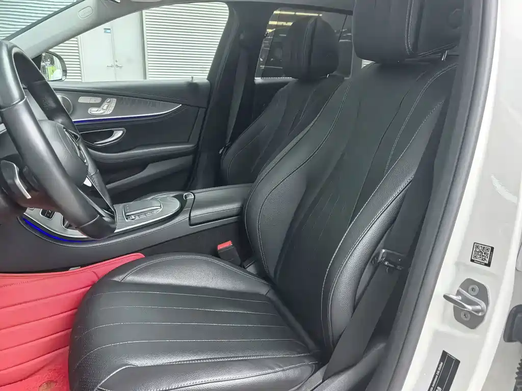 Mercedes-Benz E-Class — миниатюра 14