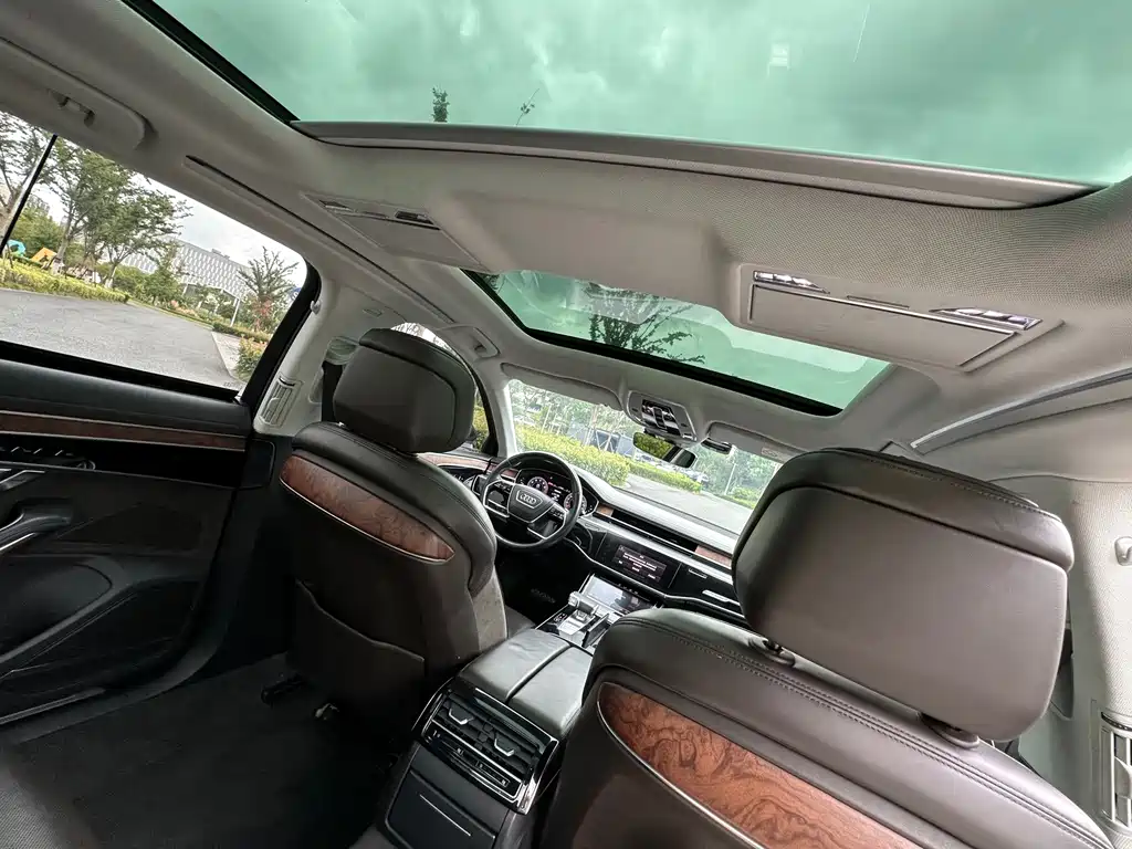 Audi A8 — миниатюра 11