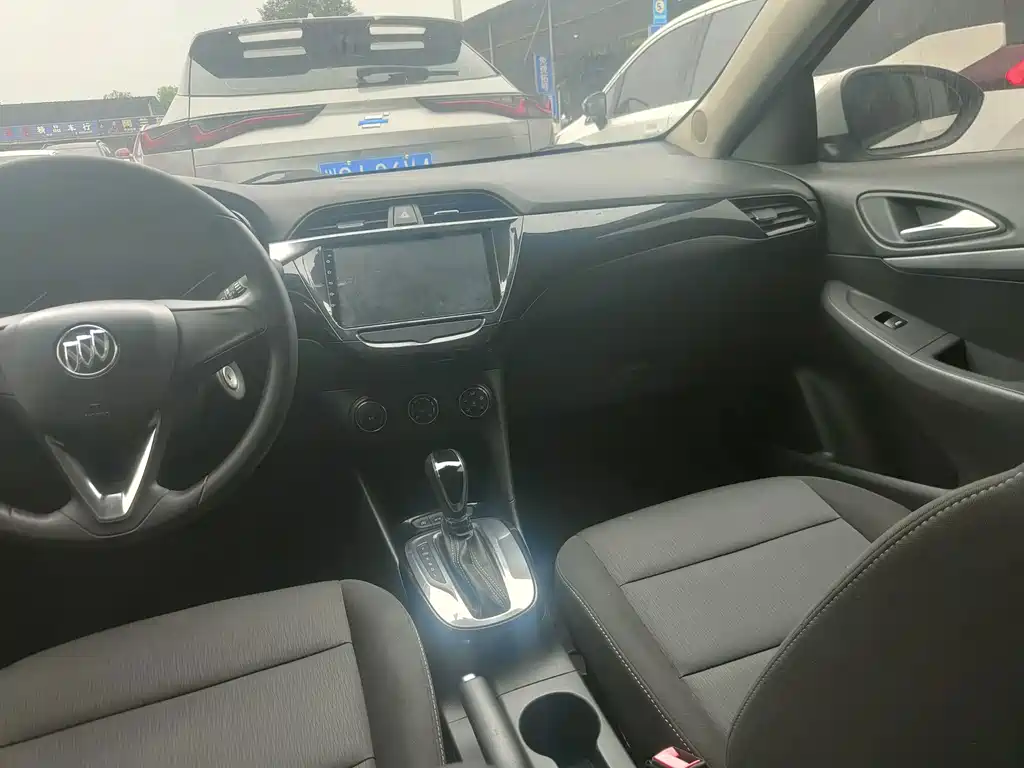 Buick Excelle — миниатюра 10