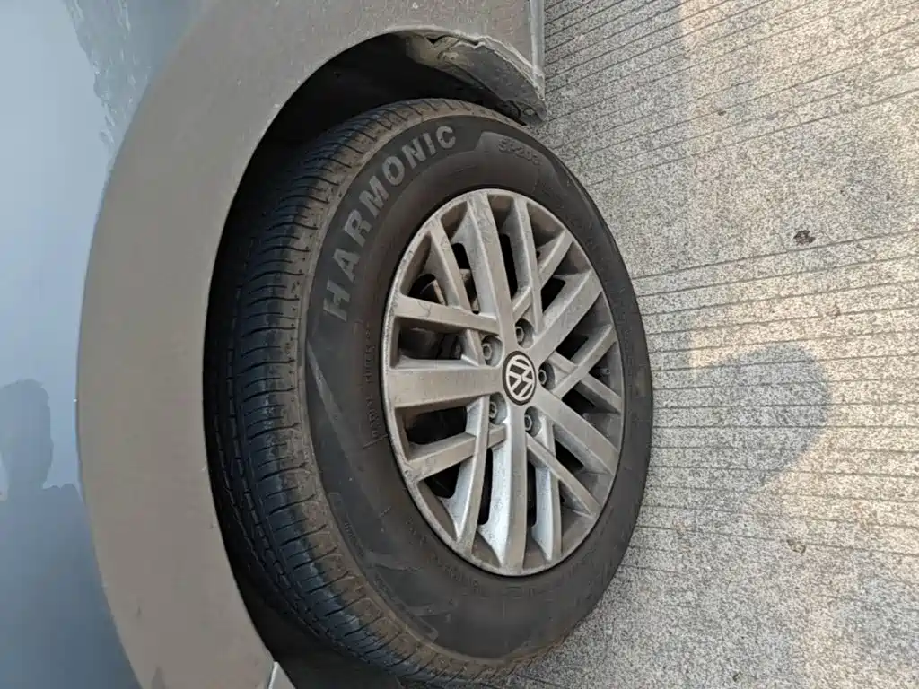 Volkswagen Santana — миниатюра 25