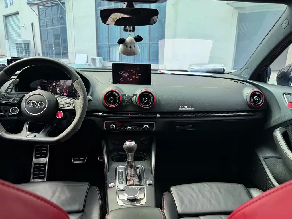 Audi S3 — миниатюра 6