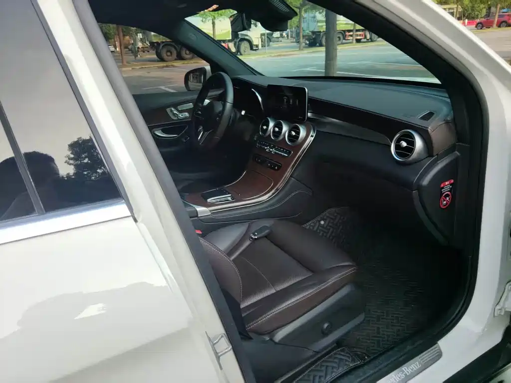 Mercedes-Benz GLC — миниатюра 9