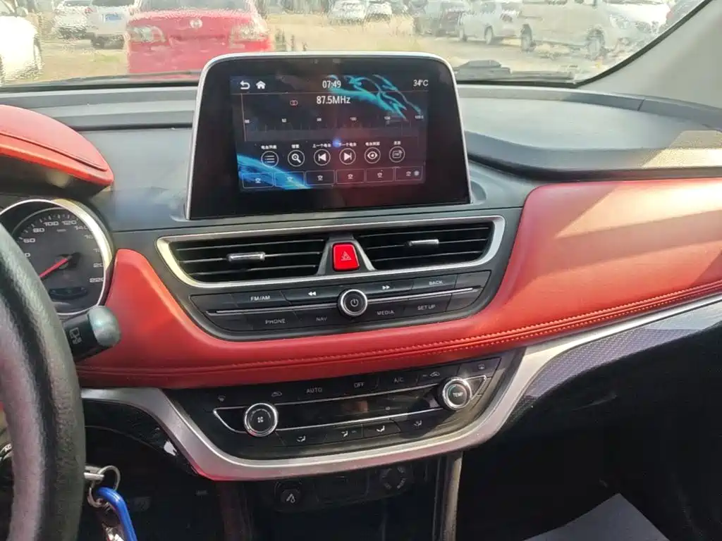 JAC Refine S3 — миниатюра 9
