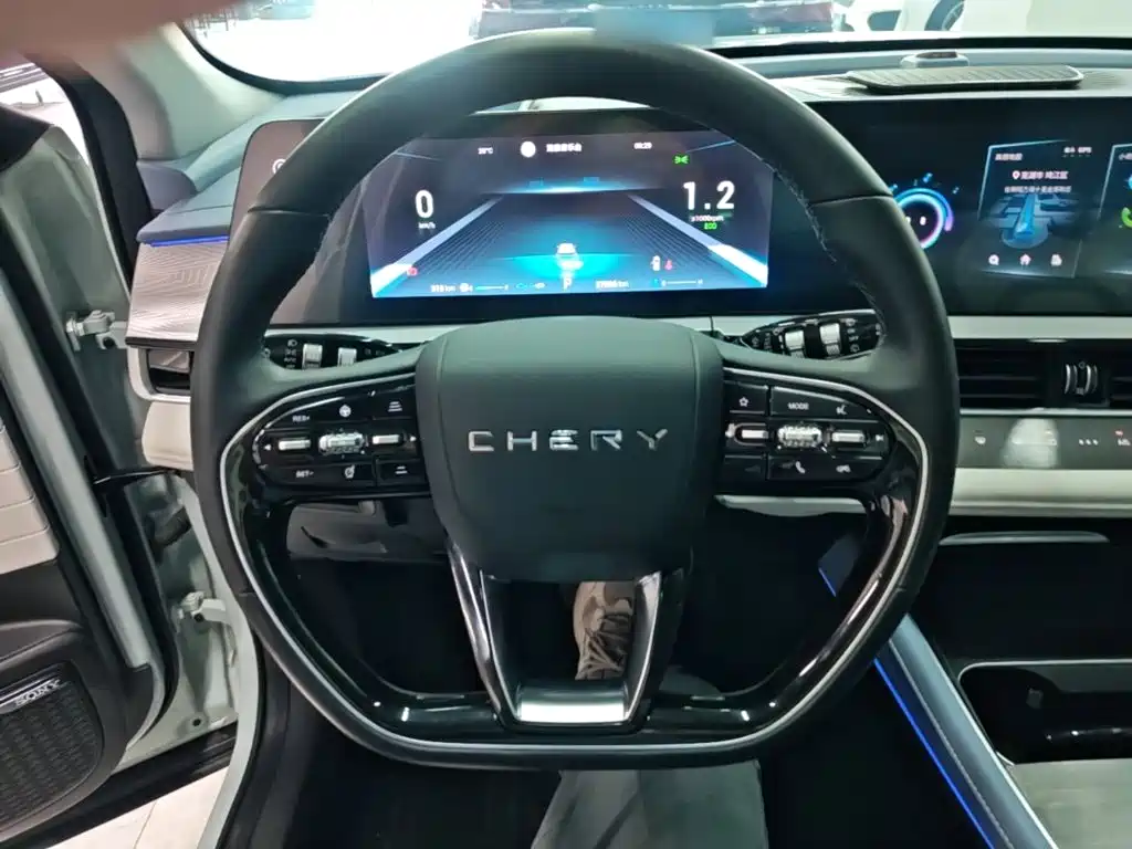 Chery Omoda — миниатюра 11