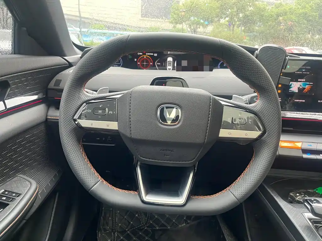 Changan UNI-V — миниатюра 19