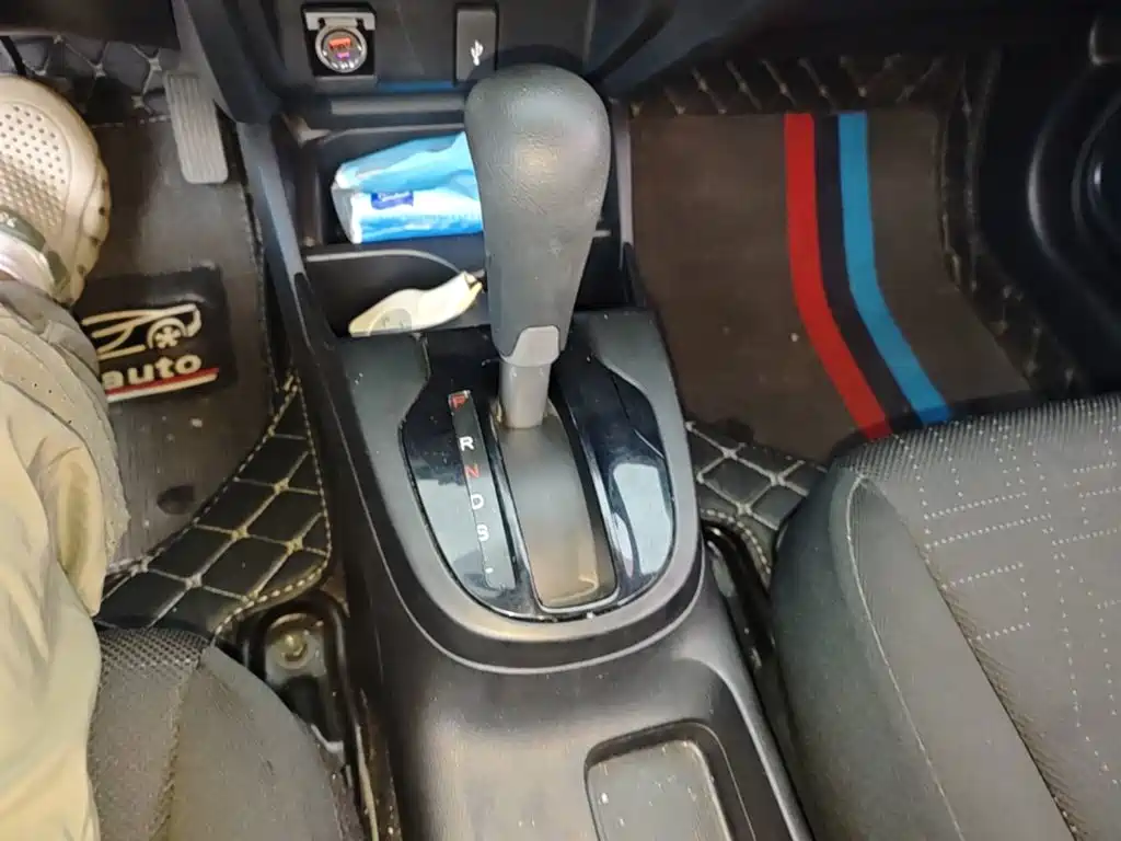 Honda Fit — миниатюра 14