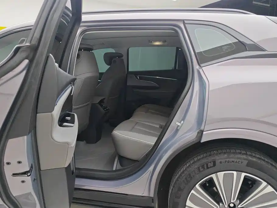 Buick E5 — миниатюра 11