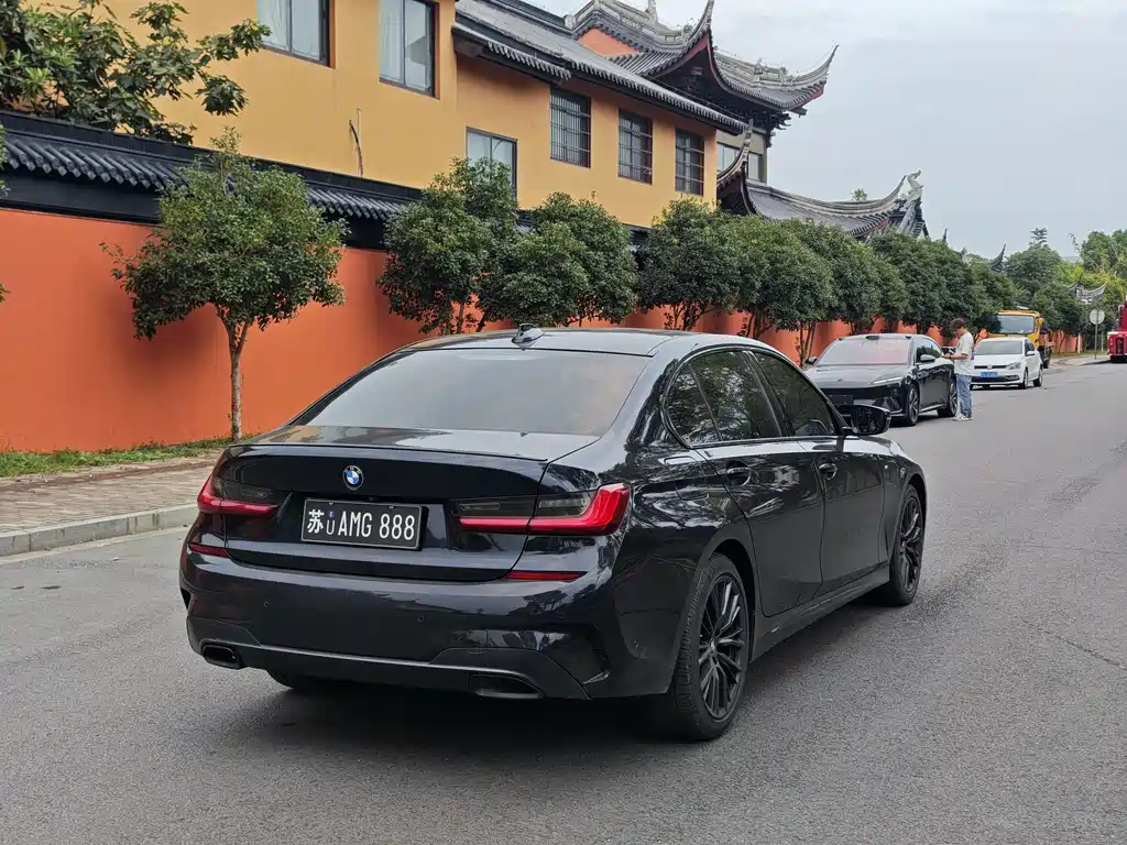 BMW 3 Series — миниатюра 9