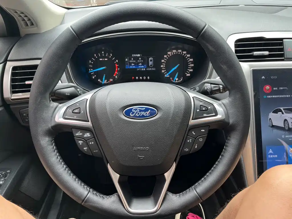 Ford Mondeo — миниатюра 9