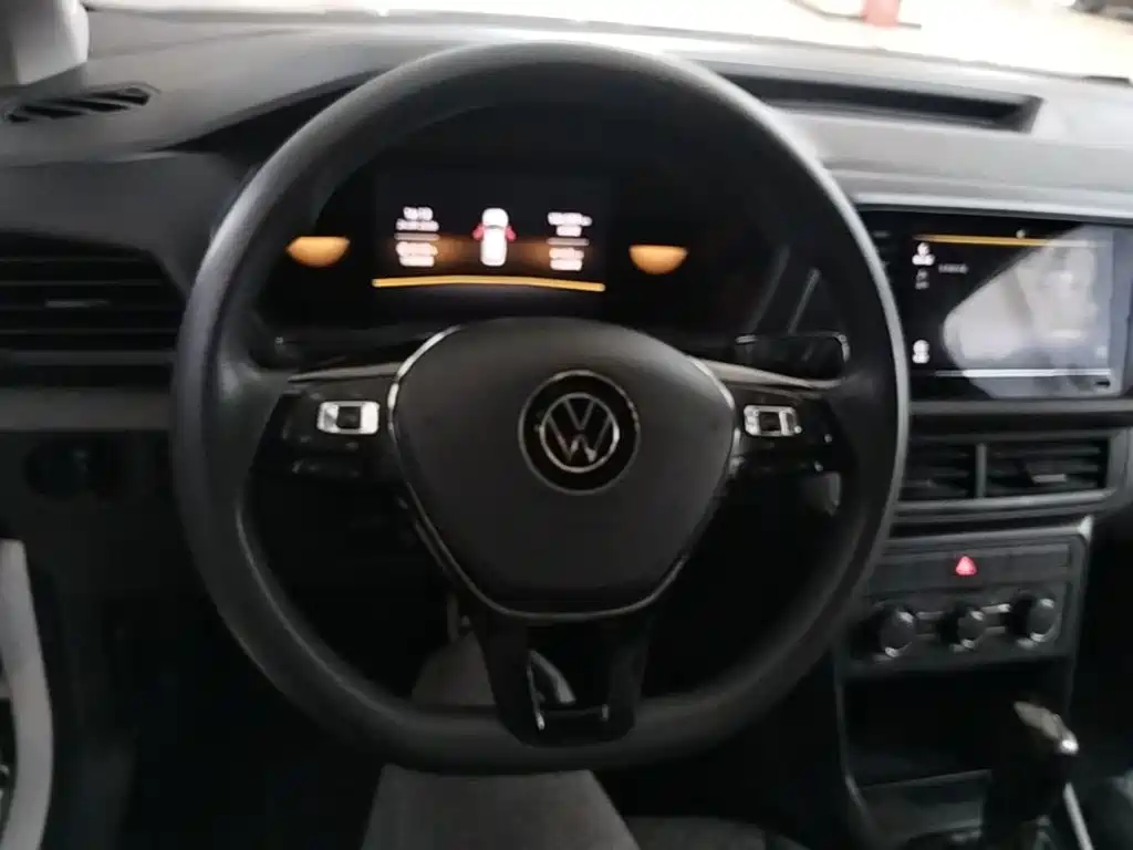 Volkswagen T-Cross — миниатюра 11