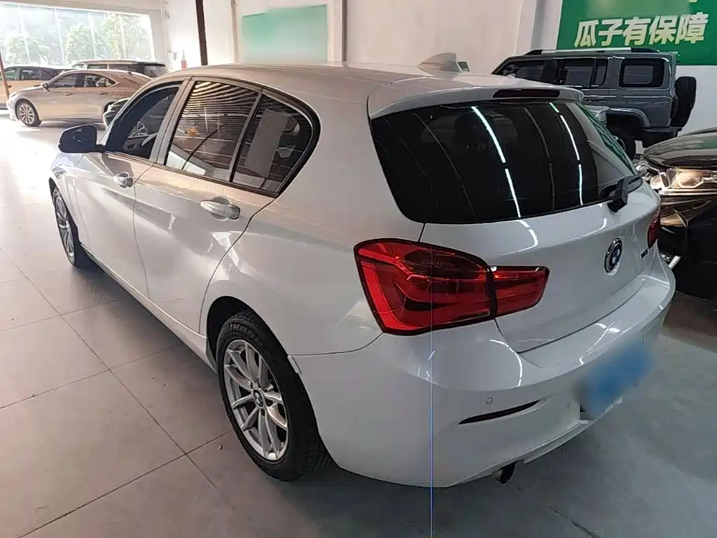 BMW 1 Series (Import) — миниатюра 5