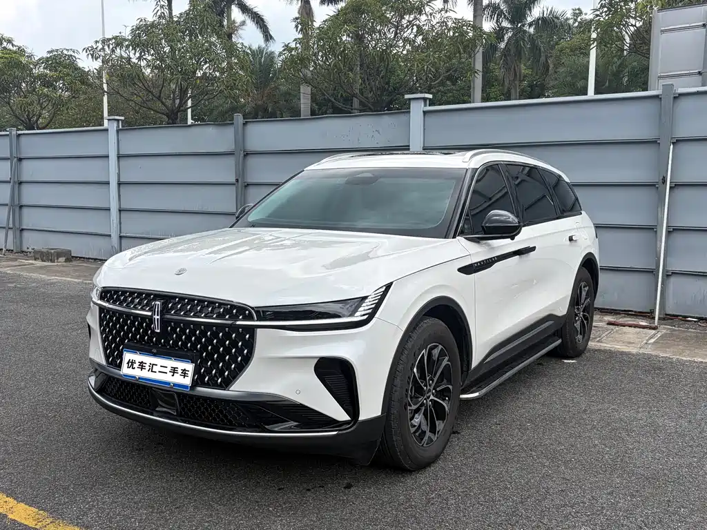 Lincoln Nautilus 2025
