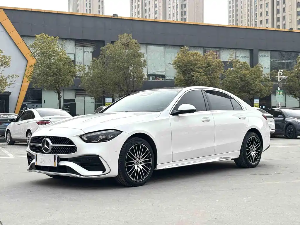 Mercedes-Benz C-Class 2021